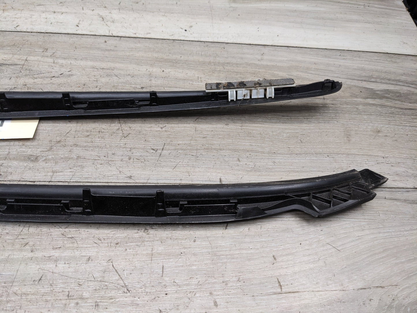 13-20 OEM BMW F33 F83 CONVERTIBLE Front Window ShieldTrim Molding SET