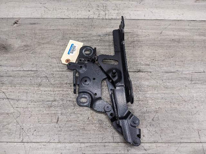 15-20 OEM BMW F80 F82 F83 Front Right Side Hood Hinge Support Bracket