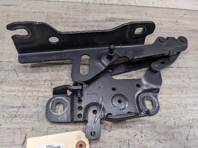 15-20 OEM BMW F80 F82 F83 Front Right Side Hood Hinge Support Bracket