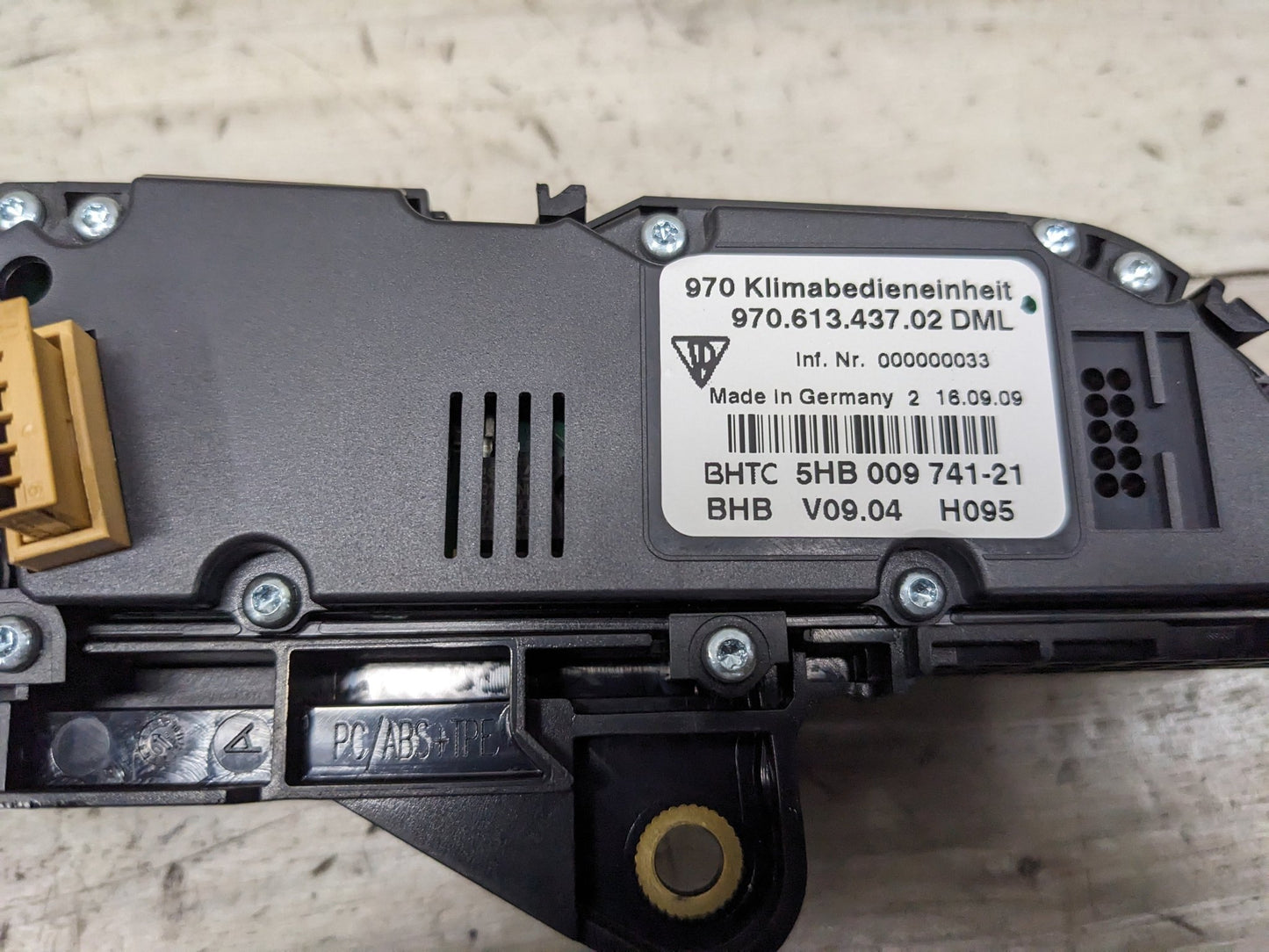 10-16 OEM Porsche Panamera Front Switch Panel Control Unit