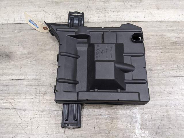 10-16 OEM Porsche Panamera Power Distribution Junction Relay Fuse Box