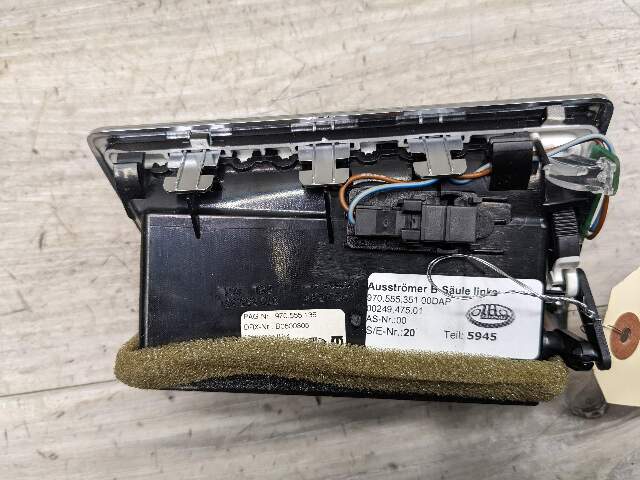 10-16 OEM Porsche Panamera Rear Left Driver Side Center B Pillar A/C Air Vent