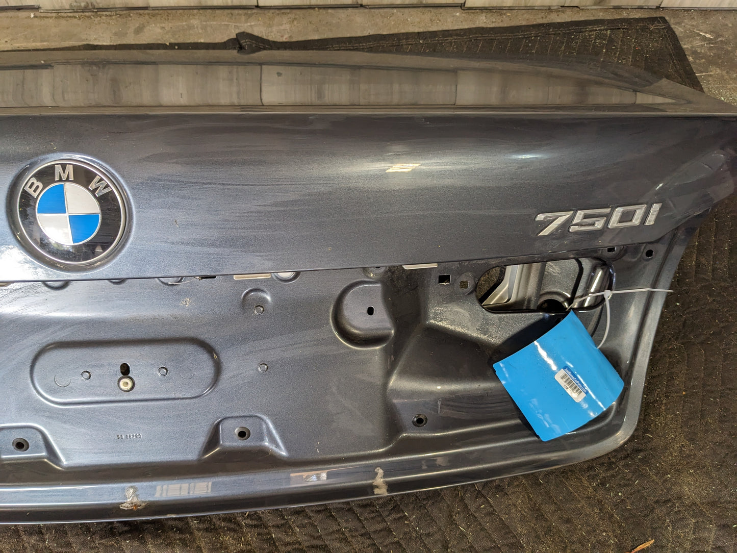 16-19 OEM BMW G11 G12 740 750 Rear Trunk Lid Panel Deck Shell Gray*