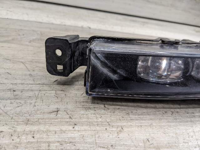 16-19 OEM BMW G11 G12 740 750 M760 B7 Front Right Passenger Side LED Fog Light
