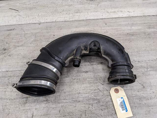 16-19 OEM BMW G11 G12 G30 750 M550 Turbocharger Air Intake Hose N63 Engine