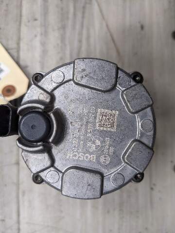 OEM BMW G30 G11 G12 F90 M5 Engine Electric Auxiliary Water Coolant Pump