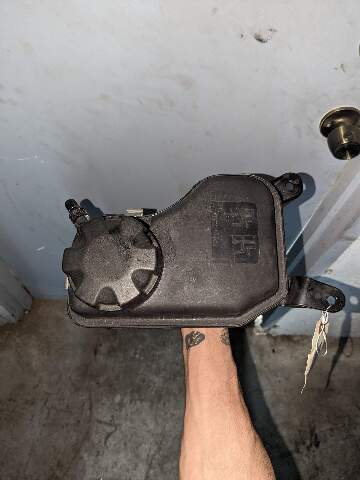 06-13 OEM BMW E82 E90 E92 N52 N54 Coolant Expansion Reservoir Tank