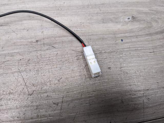 OEM BMW F90 G11 G12 G30 530 540 M550 750 M5 Front Left or Right Seatbelt Buckle