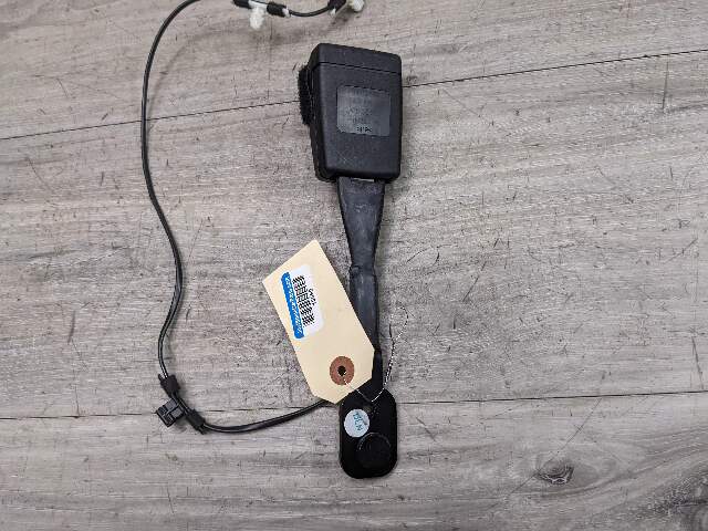 OEM BMW F90 G11 G12 G30 530 540 M550 750 M5 Front Left or Right Seatbelt Buckle