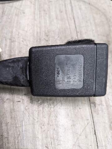 OEM BMW F90 G11 G12 G30 530 540 M550 750 M5 Front Left or Right Seatbelt Buckle