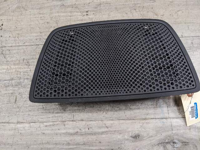 16-21 OEM BMW G11 G12 740 750 M760iX Center Dash Speaker Cover Grille Black