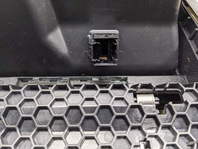 16-21 OEM BMW G11 G12 740 750 Centre Console Cup Holder Storage Compartment