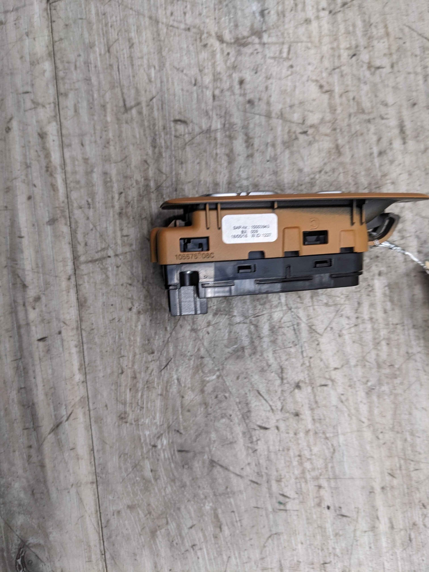 16-22 OEM BMW G07 G12 740 750 Rear Left Right Window Door Sun Shade Switch
