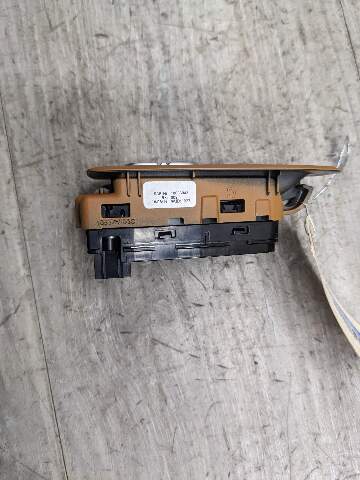 16-22 OEM BMW G07 G12 740 750 Rear Left Right Window Door Sun Shade Switch