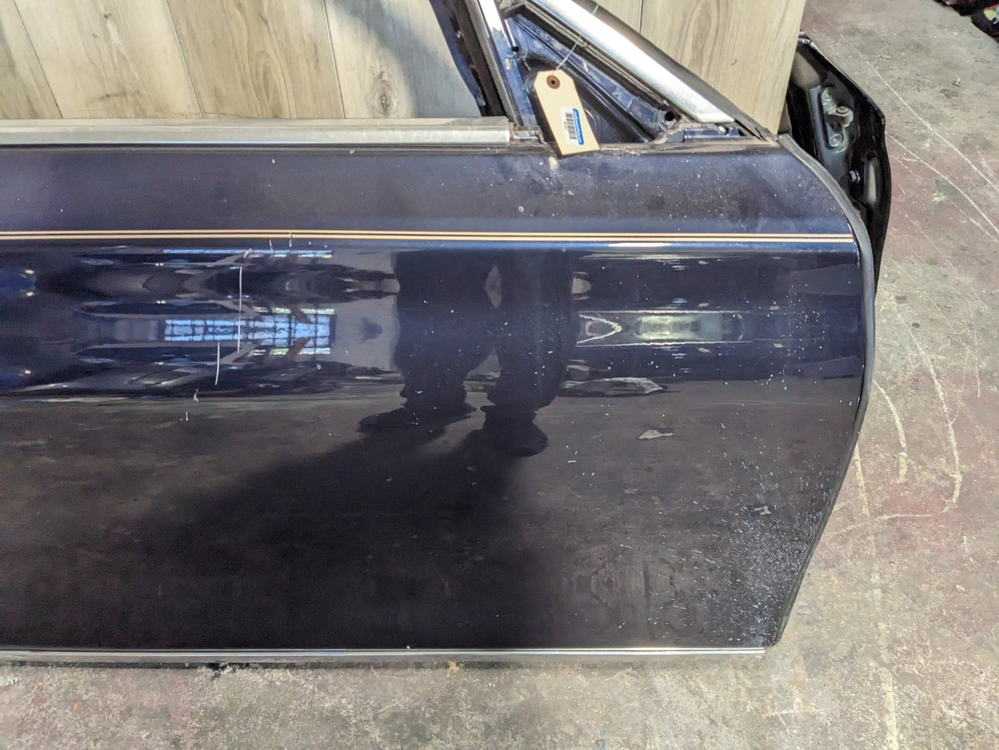 OEM BMW G11 G12 750 Front Right Passenger Door Shell Panel w/ Glass Blue