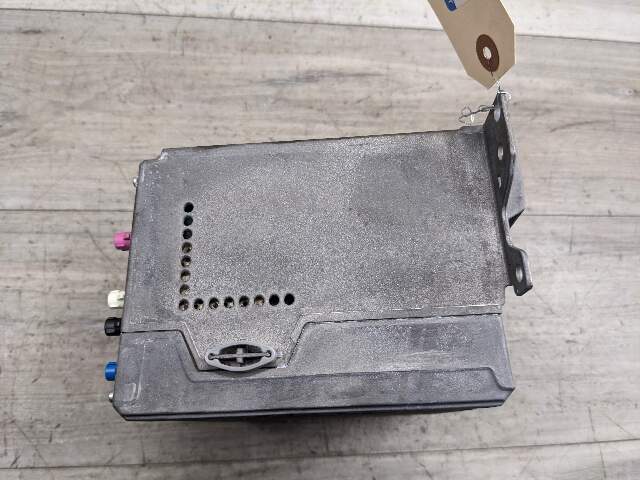 OEM BMW F80 F32 F01 X5 M4 Navigation NBT Headunit Radio Audio Head Unit HW 2.1