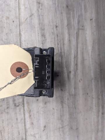 10-18 BMW F01 F02 F06 F07 Rear Window Regulator Sun Shade Control Switch
