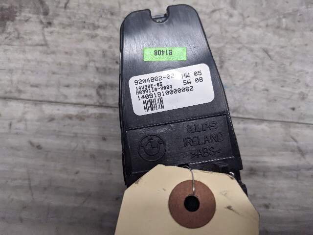 10-18 BMW F01 F02 F06 F07 Rear Window Regulator Sun Shade Control Switch