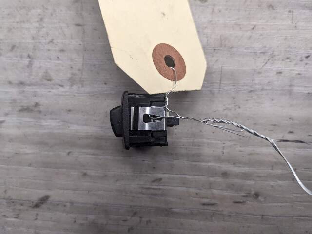 OEM BMW F22 F23 F30 F32 F33 F36 F80 F82 F83 F87 Steering Wheel Heating Button