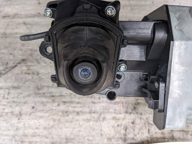 12-15 OEM BMW M6 F06 F12 F13 Rear View Reverse Camera w/ Tailgate Latch