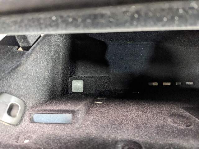 12-19 OEM BMW F30 F32 F33 F80 F82 F83 F36 Right Dash Glove Box Black