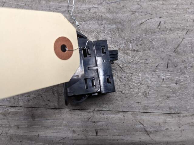 14-18 OEM BMW F30 F15 X5 X6 Rear Right Passenger Side Door Window Switch Control