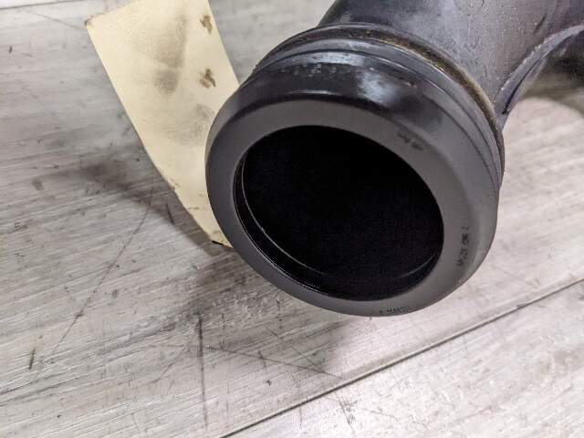 12-19 OEM BMW F15 F16 X5 X6 Lower Air Duct Tube Hose