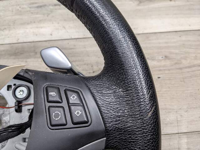 09-15 OEM BMW E82 E90 E93 E84 X1 Steering Wheel Black LEATHER w/Shifters