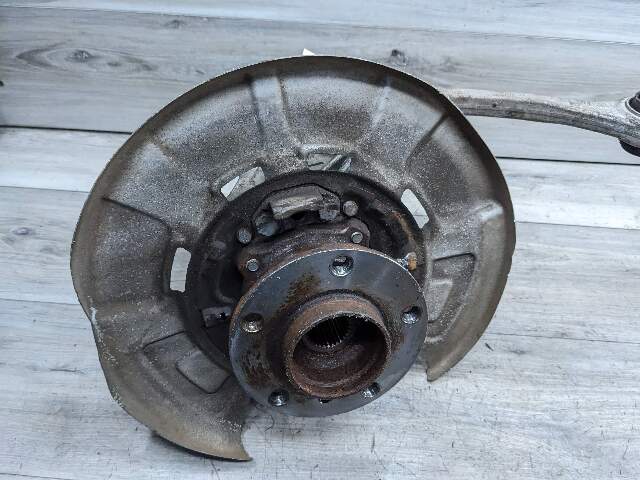 OEM BMW F85 F86 F15 F16 X5 X6 Rear Left Side Spindle Hub Carrier Knuckle