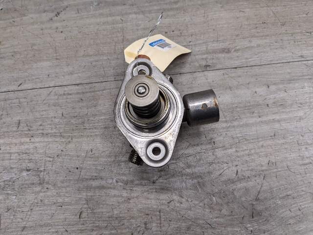 11-15 OEM BMW E88 E92 F30 F10 F12 X1 X6 Engine N55 HPFP High Pressure Fuel Pump