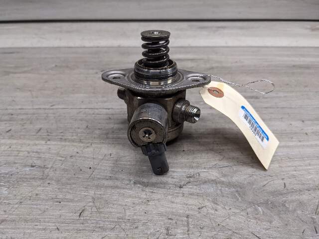 11-15 OEM BMW E88 E92 F30 F10 F12 X1 X6 Engine N55 HPFP High Pressure Fuel Pump