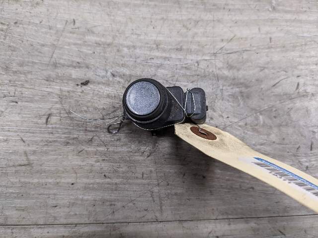 OEM BMW E82 E88 E90 E92 E93 335 Bumper Parking PDC Ultrasonic Sensor Grey