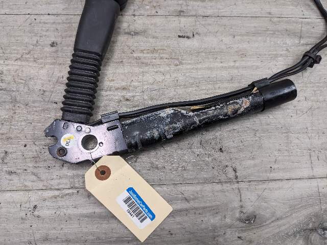 06-13 OEM BMW E82 E84 E89 E90 E92 Front Left Driver Seat Belt Buckle Tensioner