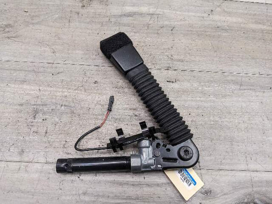 13-16 OEM BMW F10 F07 F01 F02 740 M5 Front Right Passenger Side Seatbelt Buckle