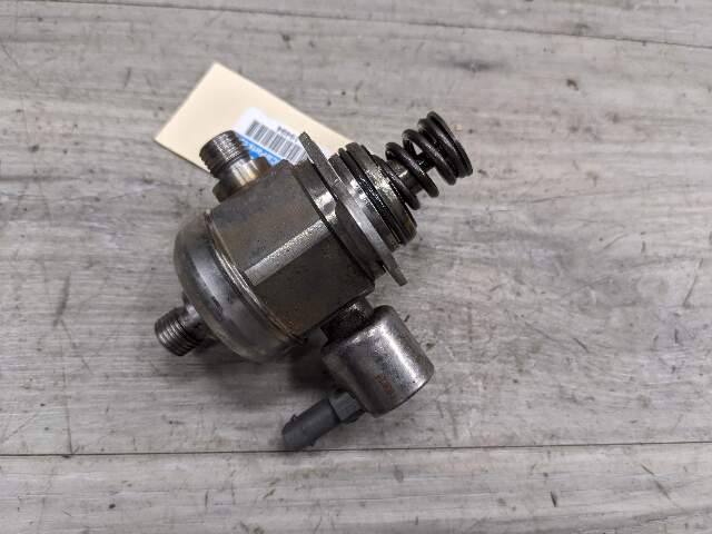 15-20 OEM BMW F80 F82 F83 F87 M2 M3 M4 Engine S55 HPFP High Pressure Fuel Pump