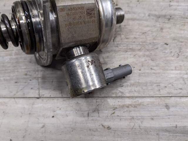 15-20 OEM BMW F80 F82 F83 F87 M2 M3 M4 Engine S55 HPFP High Pressure Fuel Pump