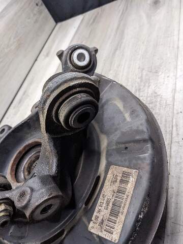 14-20 OEM BMW F32 F33 F36 440 435 Rear Left Spindle Wheel Hub Bearing Knuckle