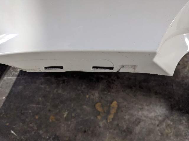 08-13 OEM BMW E88 E82 135i M-Sport Rear Bumper Cover Complete W/O PDC White
