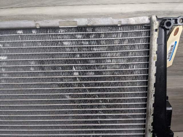 07-13 OEM BMW E82 E84 E88 E89 E90 E92 AT N54 N55 Engine Main Radiator Cooling