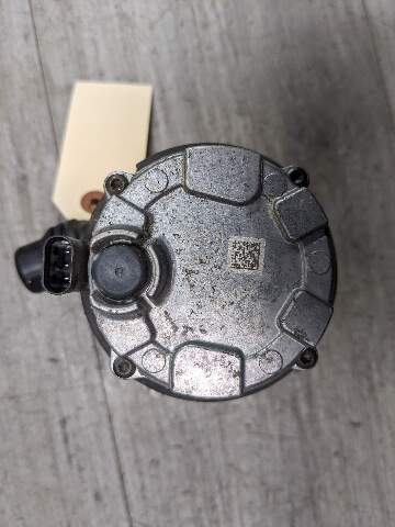 15-20 OEM BMW F22 F32 F80 G30 M4 Engine S55 B58 Auxiliary Electric Water Pump