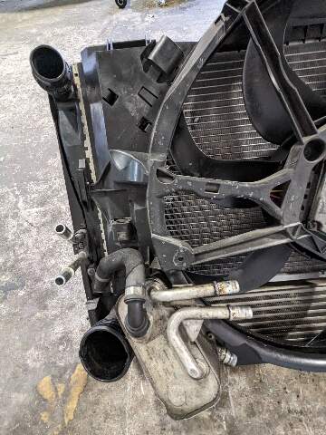 08-13 OEM BMW E90 E92 E93 E82 N55 N54 Main Cooling Radiator W/Fan SET