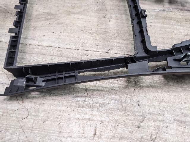 14-16 OEM BMW F22 F23 F87 M2 LCI Center Console Cup Holder Trim Cover Black