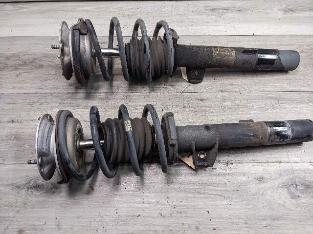 OEM BMW E82 128 135 Front Left Right M Sports Suspension Strut Absorber PAIR
