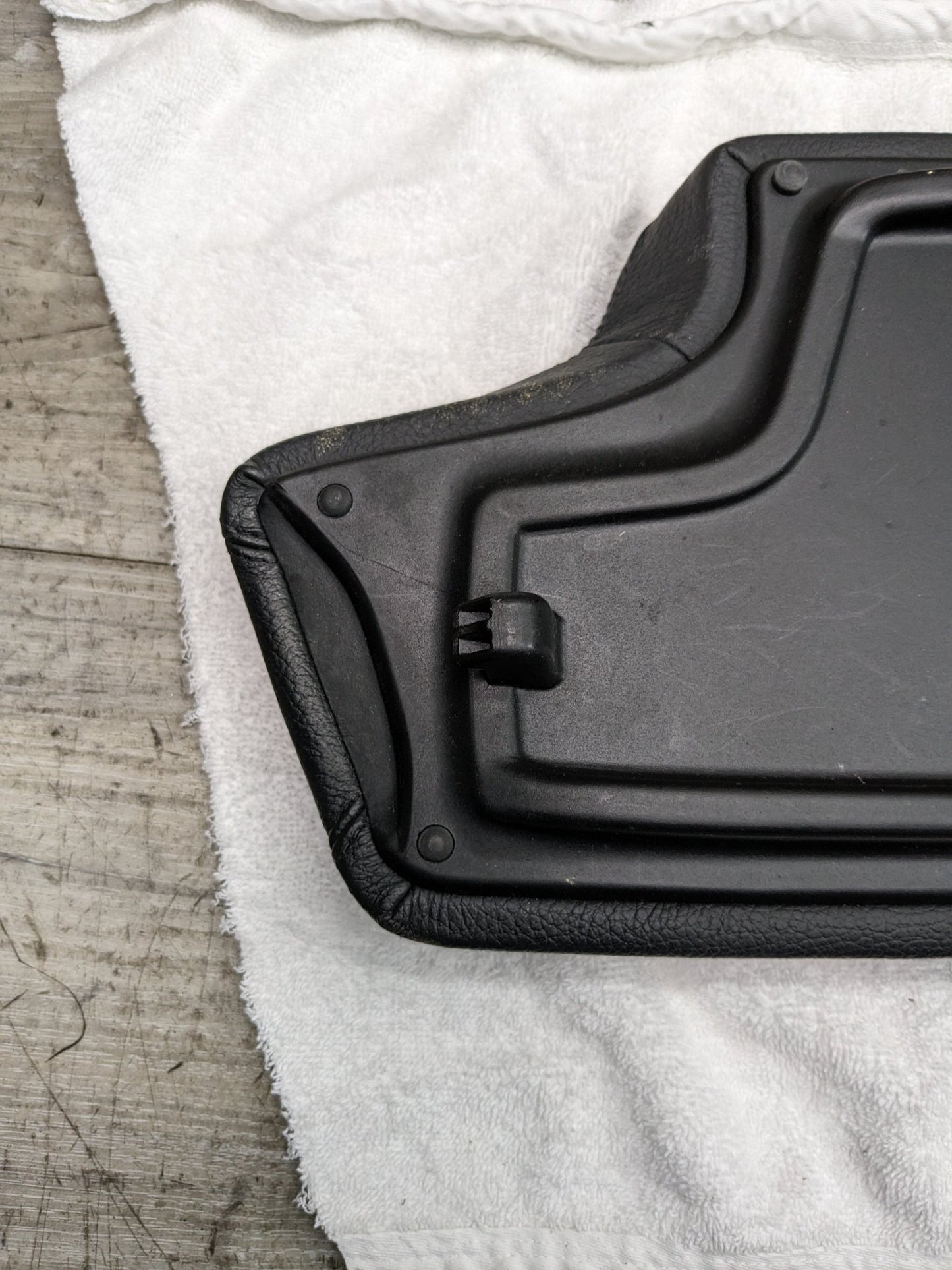 12-18 OEM BMW F30 F32 F80 F82 M3 440 Center Armrest Tray Console Leather Black