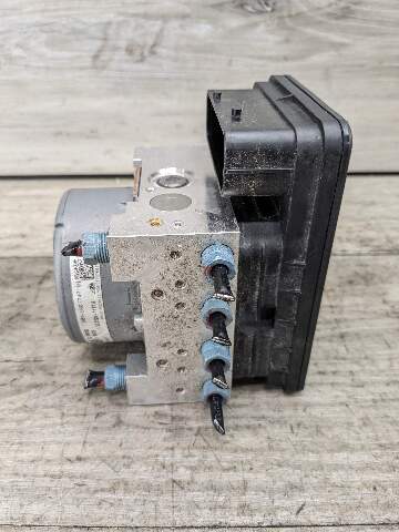 13-18 OEM BMW F20 F22 F23 F30 ABS Ant Lock Brake Pump Control Module Unit