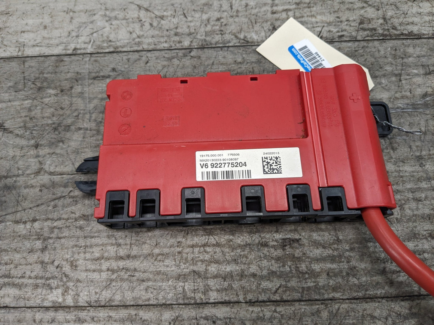 11-19 OEM BMW F22 F23 F30 F32 F36 F80 F82 F87 Positive Battery Power Fuse Box