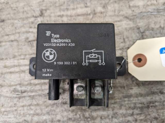 OEM BMW F10 F13 F02 F30 F32 F06 F80 F82 M3 M4 M6 Cooling Fan Relay Control 130A