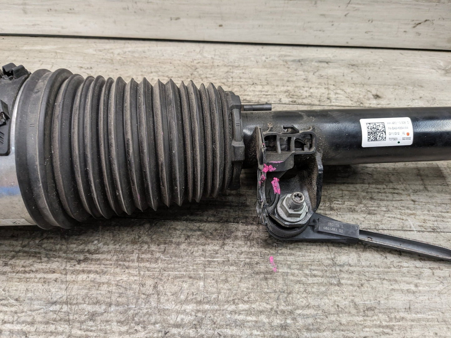 14-19 OEM BMW G11 G12 740 750 Front Drive Side Air Suspension Shock Absorber*