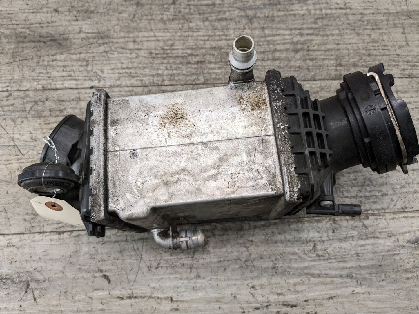 16-19 OEM BMW G30 G12 M550 750 N63R Turbocharger Intercooler Air Cooler 1-4