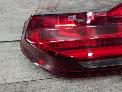 16-19 OEM BMW G11 G12 740 750 Rear Passenger Side LED Inner Stop Tail Light